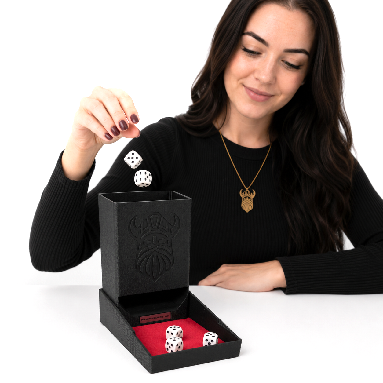 Portable Dice roller and carrier